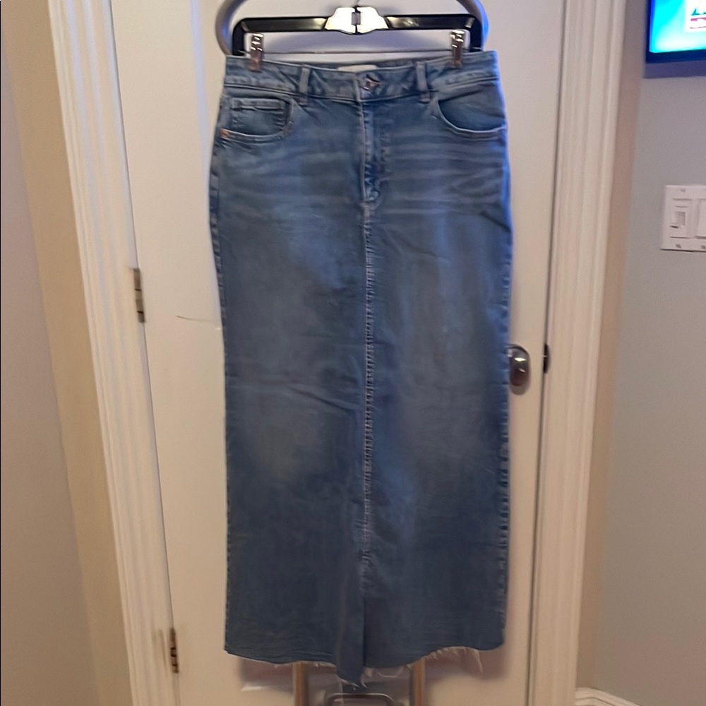Dynamite Blue Jeans Classic Denim Style